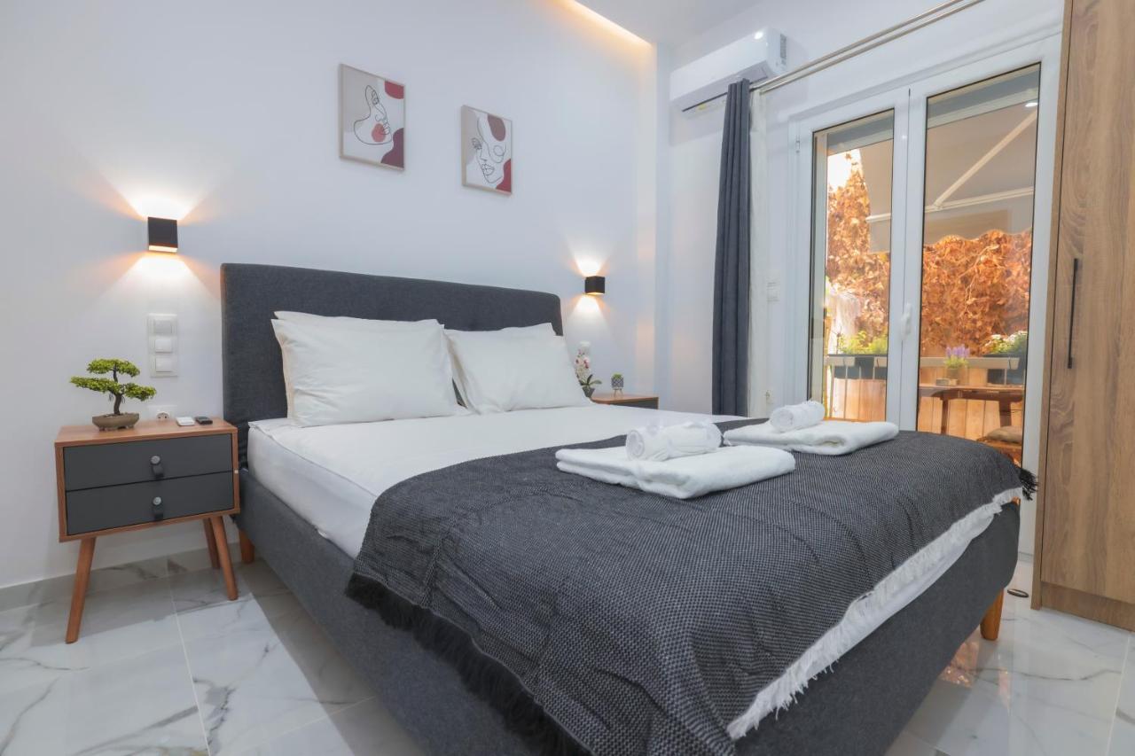 Apollo 2 Bd Jacuzzi Suite Athén Kültér fotó