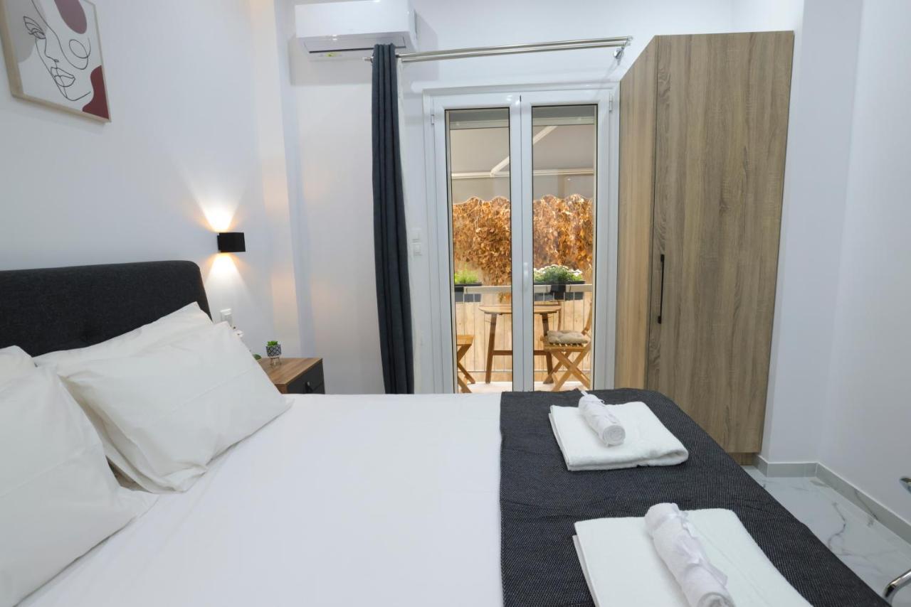 Apollo 2 Bd Jacuzzi Suite Athén Kültér fotó